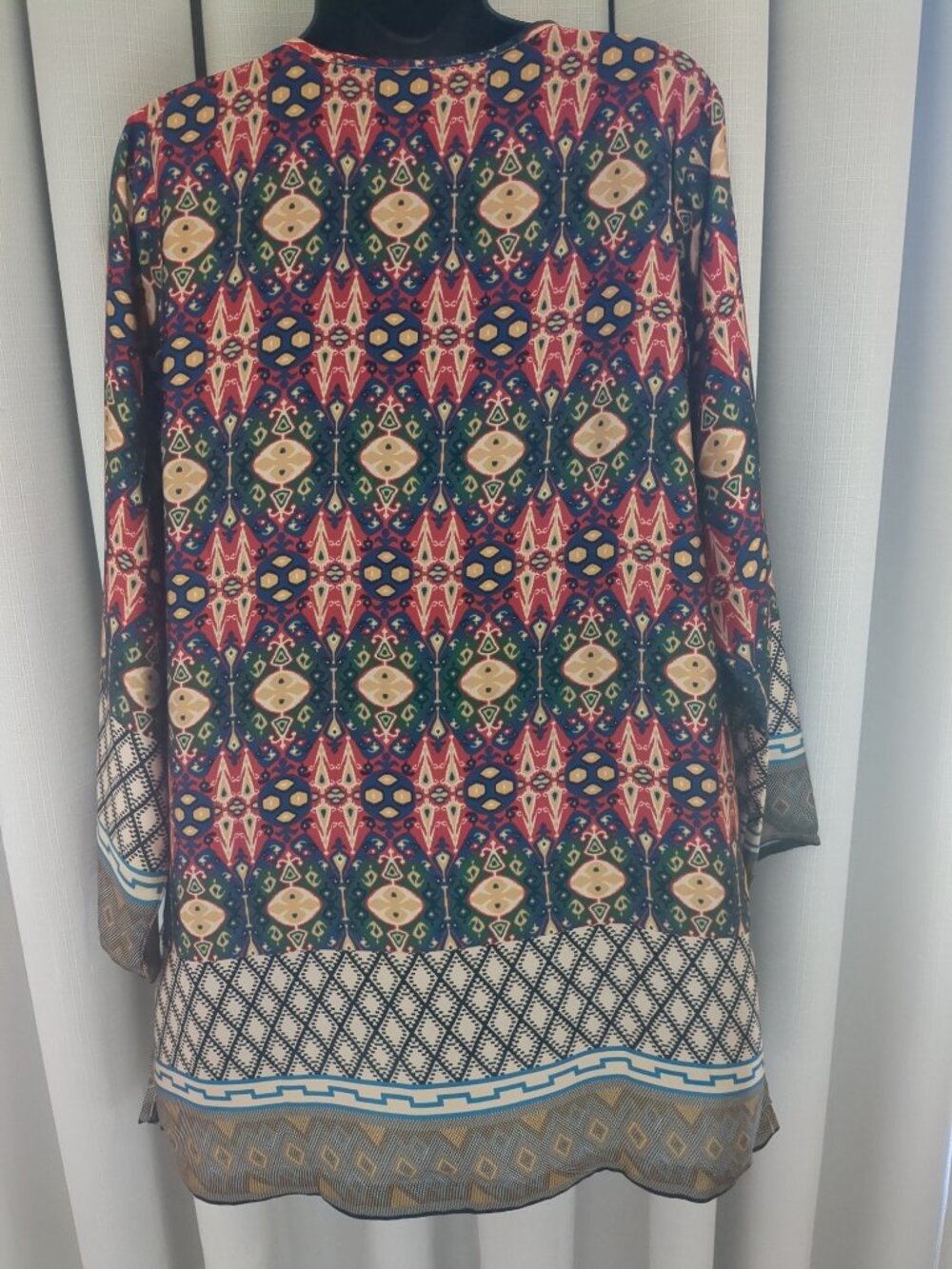 Khaddi Tunic Top - Picture 2 of 9